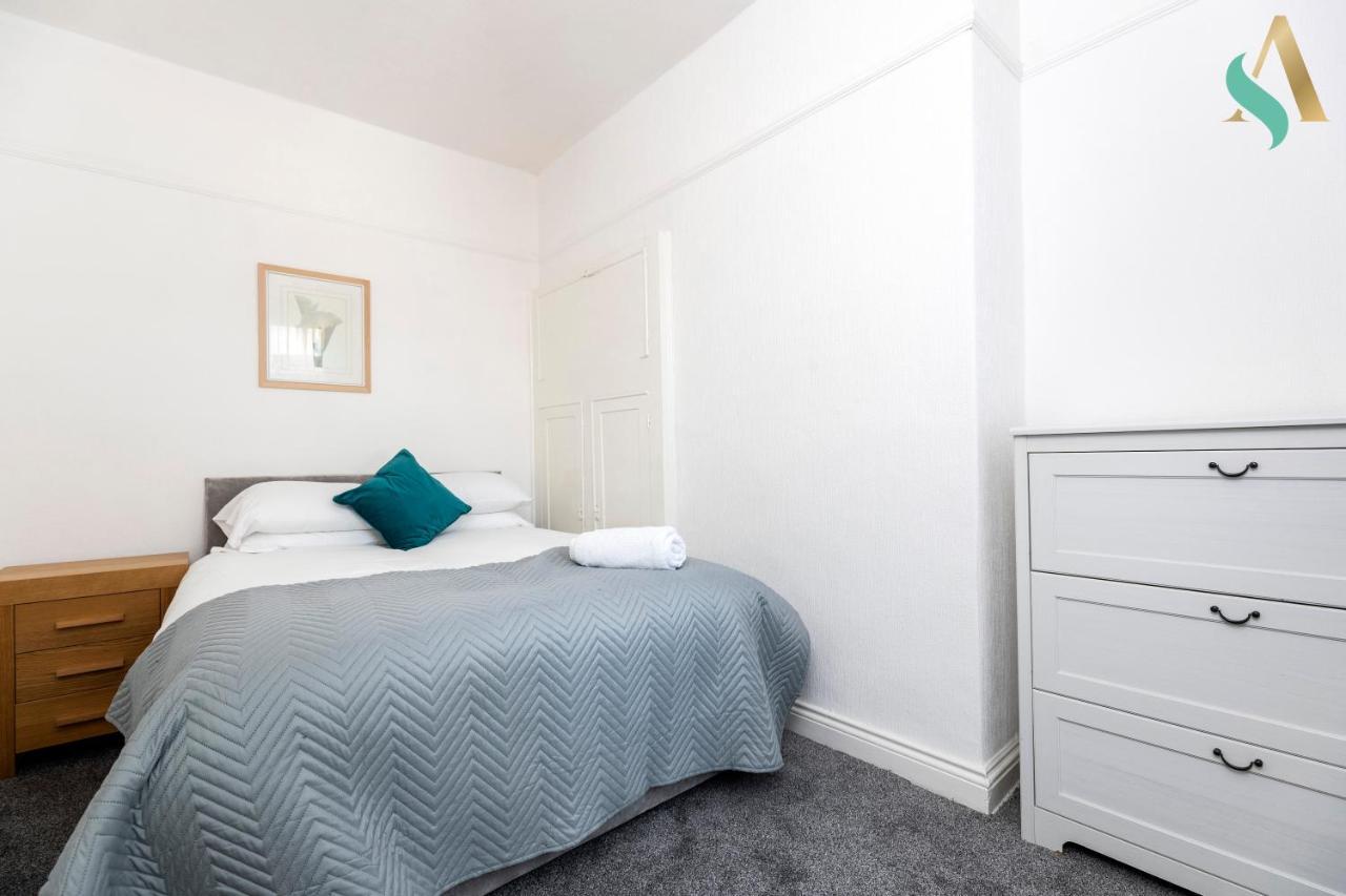 Апартаменты Vicarage House Tsac Стоктон-он-Тис Экстерьер фото
